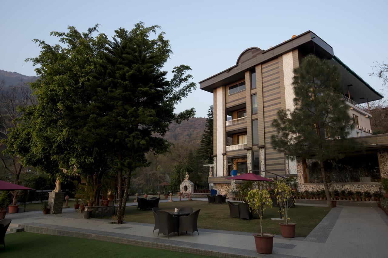 Shahanshahi Adventure Park & Wellness Resort 12 Km Away From Mussoorie Dehradun Exterior photo